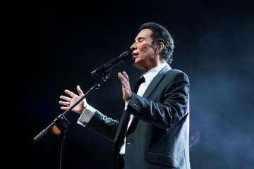  José Velez llena la plaza de Candelaria (Tenerife) con un concierto de dos horas/TA.